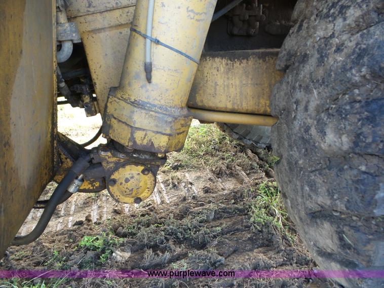 image for item J8746 1987 Caterpillar 773B haul truck