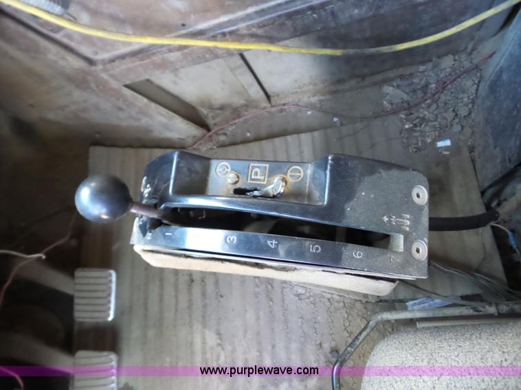 image for item J8746 1987 Caterpillar 773B haul truck