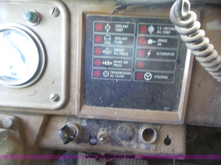 image for item J8746 1987 Caterpillar 773B haul truck