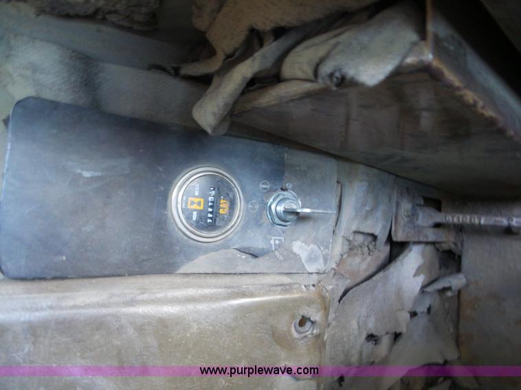 image for item J8746 1987 Caterpillar 773B haul truck