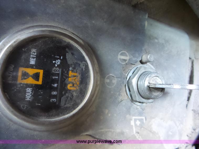 image for item J8746 1987 Caterpillar 773B haul truck