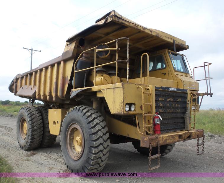 image for item J8747 1987 Caterpillar 773B haul truck