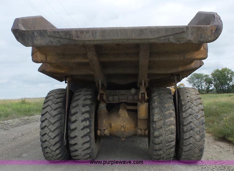 image for item J8747 1987 Caterpillar 773B haul truck