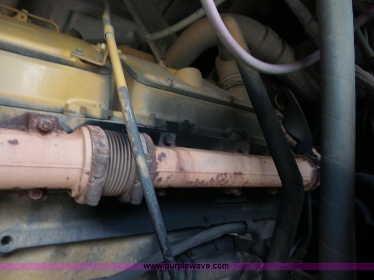 image for item J8747 1987 Caterpillar 773B haul truck