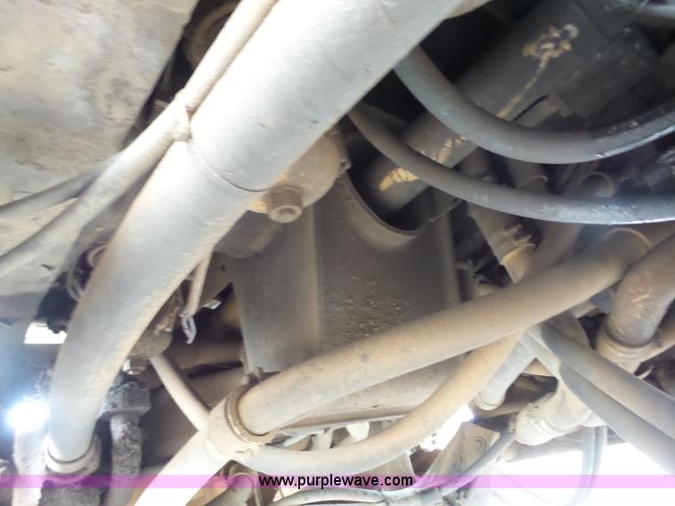 image for item J8747 1987 Caterpillar 773B haul truck