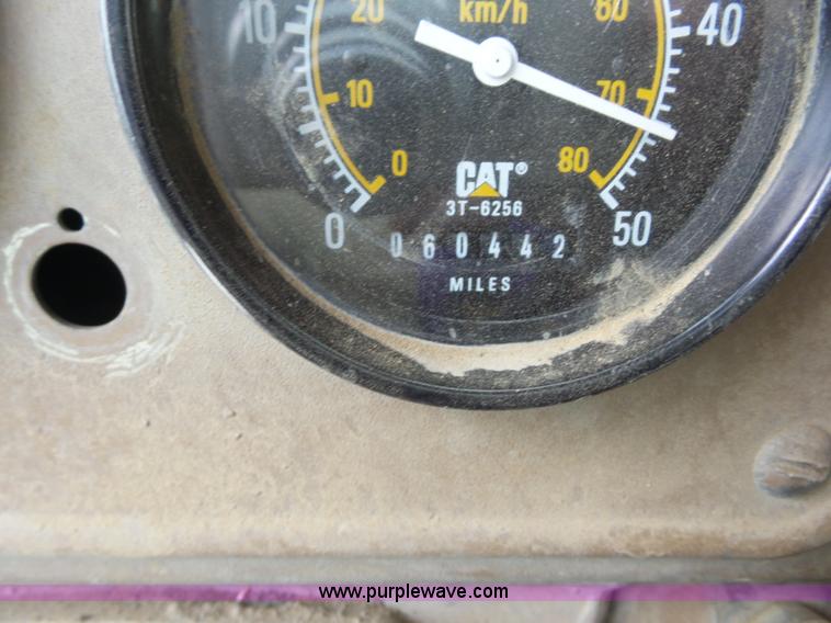 image for item J8747 1987 Caterpillar 773B haul truck