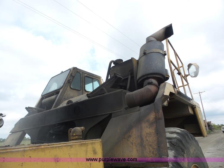 image for item J8747 1987 Caterpillar 773B haul truck