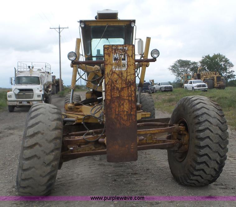 image for item J8749 1980 Caterpillar 14G motor grader