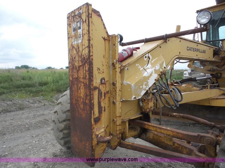 image for item J8749 1980 Caterpillar 14G motor grader