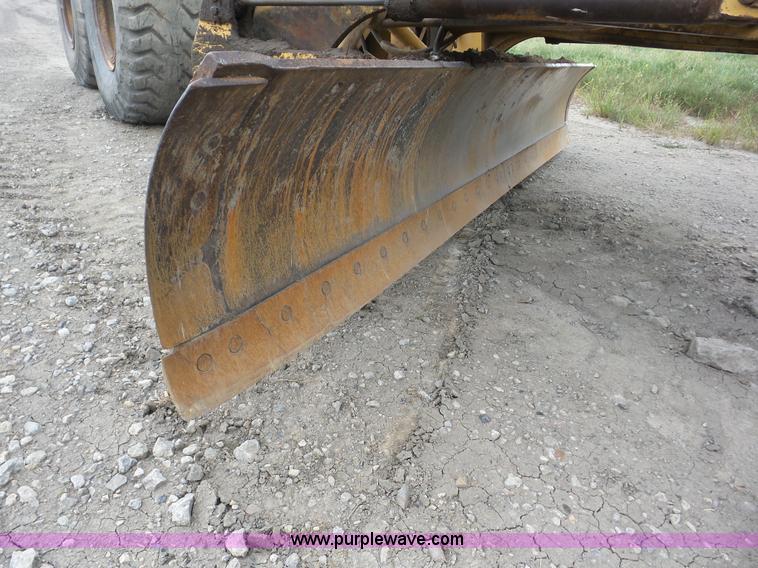 image for item J8749 1980 Caterpillar 14G motor grader