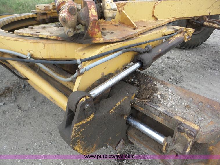 image for item J8749 1980 Caterpillar 14G motor grader