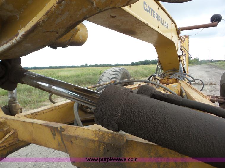 image for item J8749 1980 Caterpillar 14G motor grader