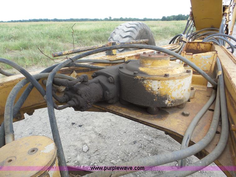 image for item J8749 1980 Caterpillar 14G motor grader
