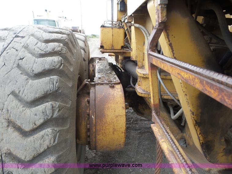 image for item J8749 1980 Caterpillar 14G motor grader