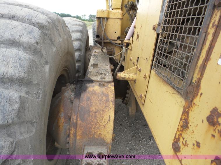 image for item J8749 1980 Caterpillar 14G motor grader