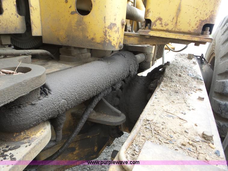 image for item J8749 1980 Caterpillar 14G motor grader