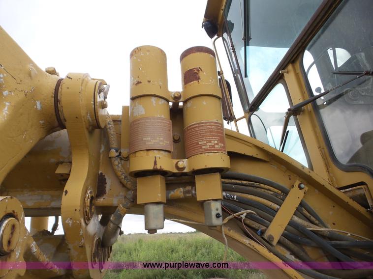 image for item J8749 1980 Caterpillar 14G motor grader