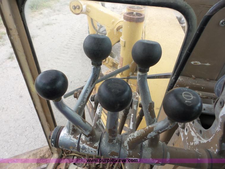 image for item J8749 1980 Caterpillar 14G motor grader