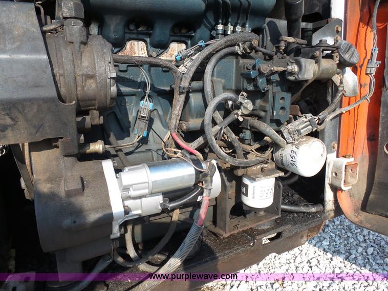 image for item K1152 2002 Bobcat T190 skid steer