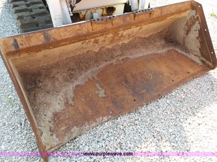 image for item K1152 2002 Bobcat T190 skid steer