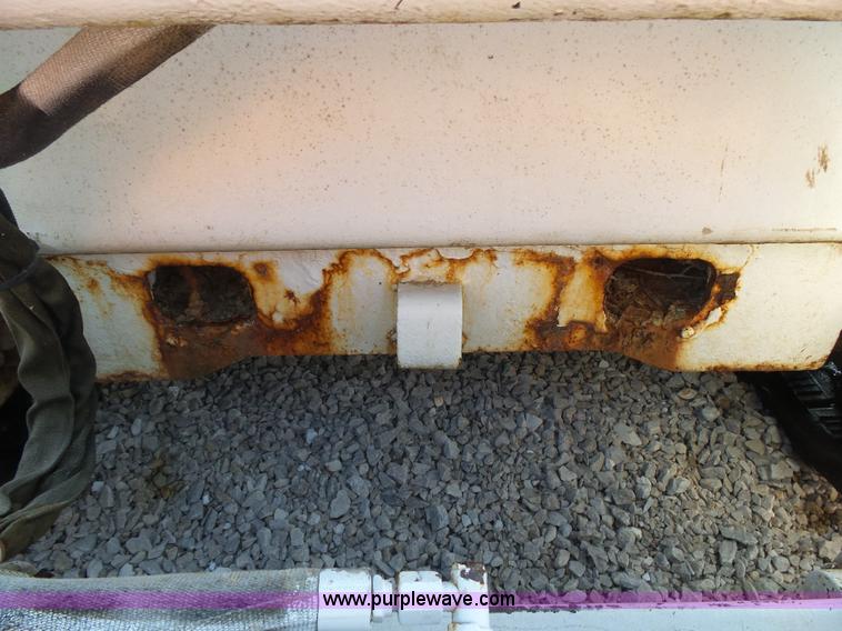 image for item K1152 2002 Bobcat T190 skid steer