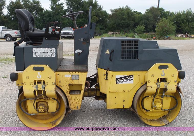 image for item K1176 1998 Bomag BW120AD-3 double drum roller