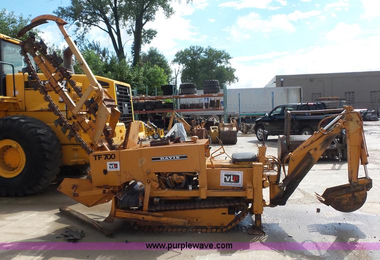 image for item K1606 Case Davis TF700 trencher