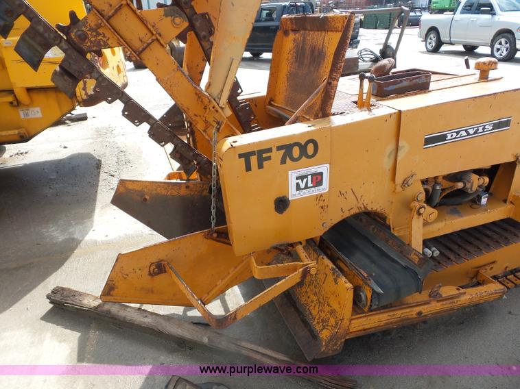 image for item K1606 Case Davis TF700 trencher