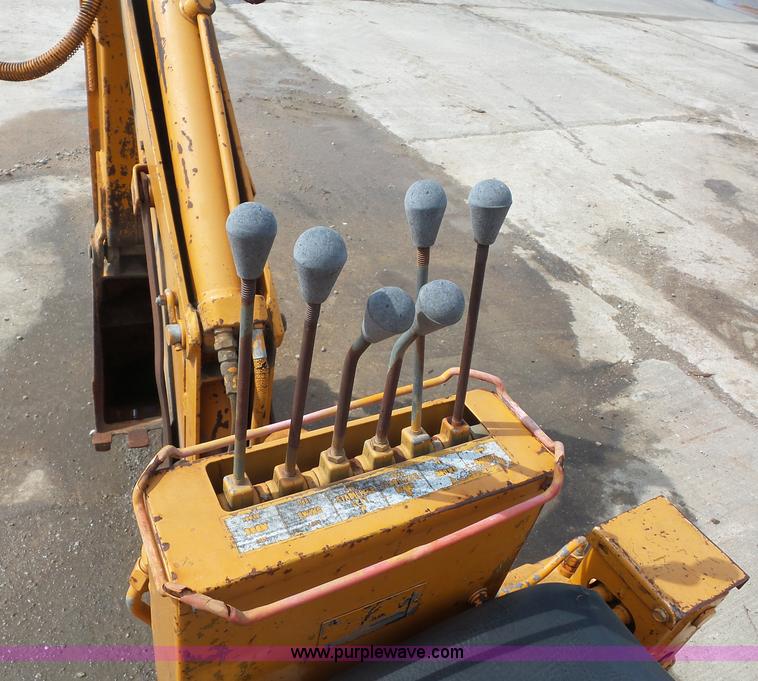 image for item K1606 Case Davis TF700 trencher