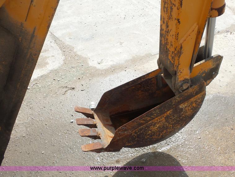 image for item K1606 Case Davis TF700 trencher