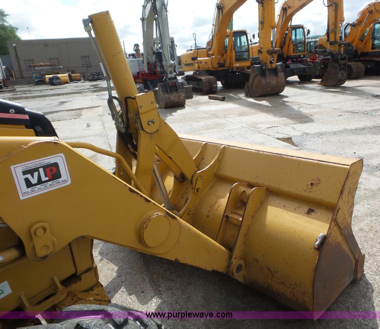 image for item K1607 2005 Caterpillar 420D backhoe