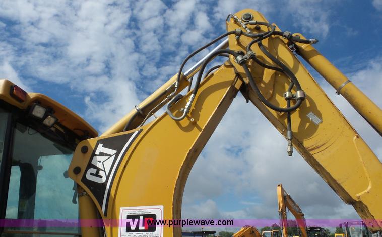 image for item K1607 2005 Caterpillar 420D backhoe