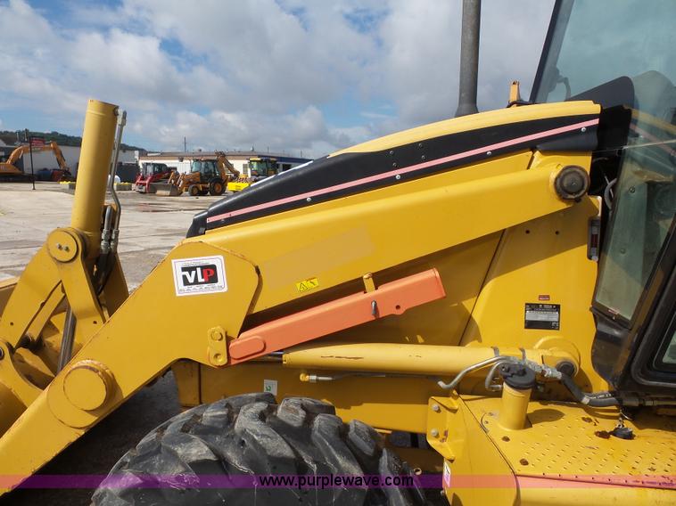 image for item K1607 2005 Caterpillar 420D backhoe