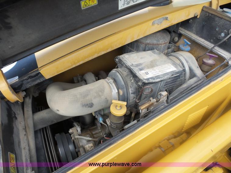 image for item K1607 2005 Caterpillar 420D backhoe