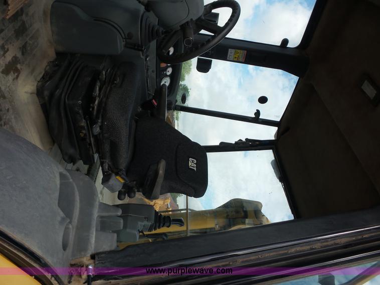 image for item K1607 2005 Caterpillar 420D backhoe
