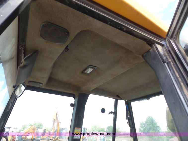 image for item K1607 2005 Caterpillar 420D backhoe