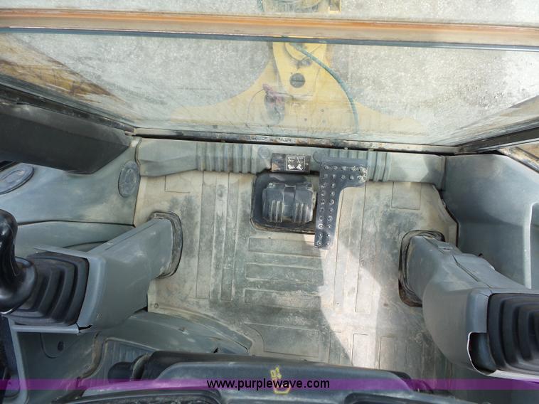 image for item K1607 2005 Caterpillar 420D backhoe