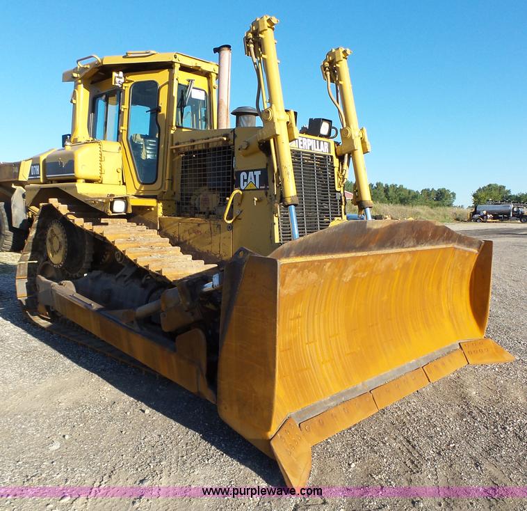 image for item K2073 1990 Caterpillar D7H Series II dozer