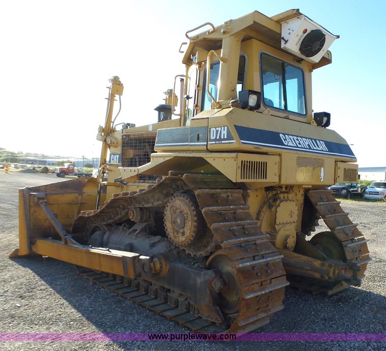 image for item K2073 1990 Caterpillar D7H Series II dozer
