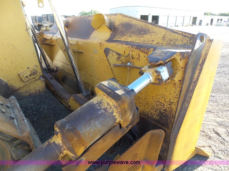image for item K2073 1990 Caterpillar D7H Series II dozer