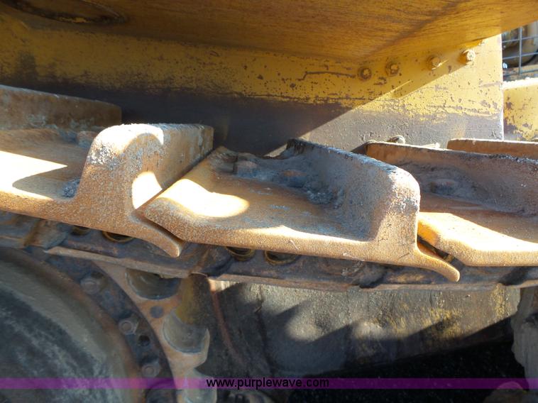 image for item K2073 1990 Caterpillar D7H Series II dozer