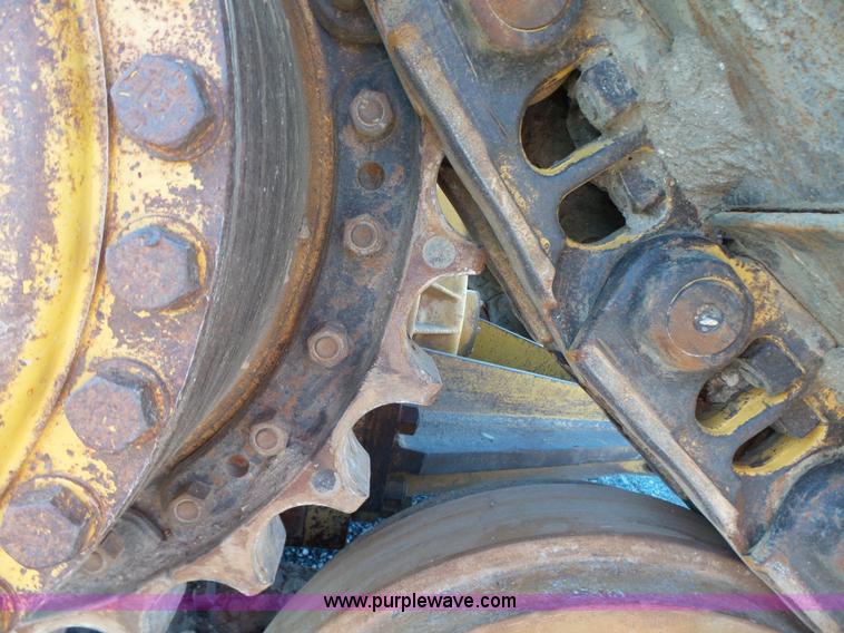 image for item K2073 1990 Caterpillar D7H Series II dozer