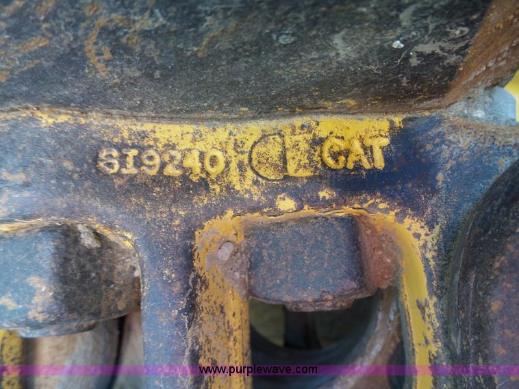 image for item K2073 1990 Caterpillar D7H Series II dozer
