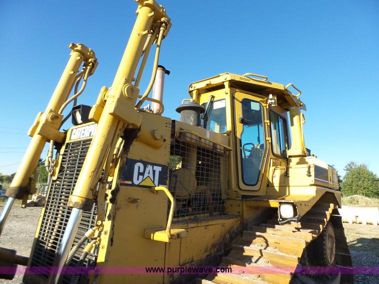image for item K2073 1990 Caterpillar D7H Series II dozer