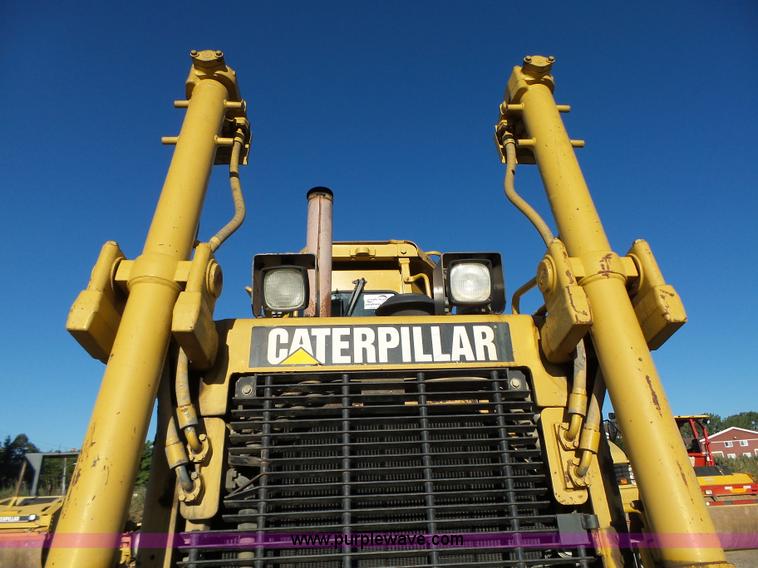 image for item K2073 1990 Caterpillar D7H Series II dozer