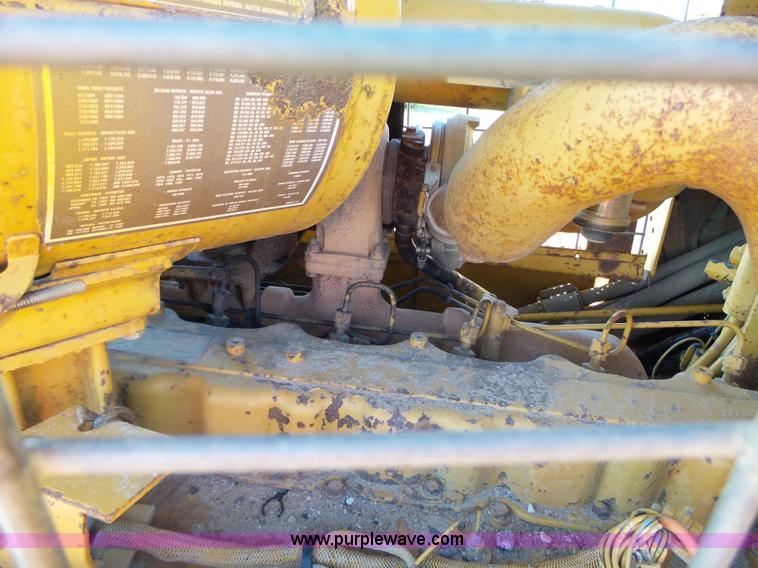 image for item K2073 1990 Caterpillar D7H Series II dozer