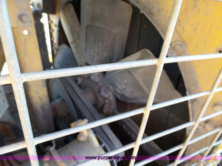 image for item K2073 1990 Caterpillar D7H Series II dozer