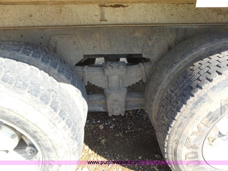 image for item K2144 1989 Mack RW613 dump truck