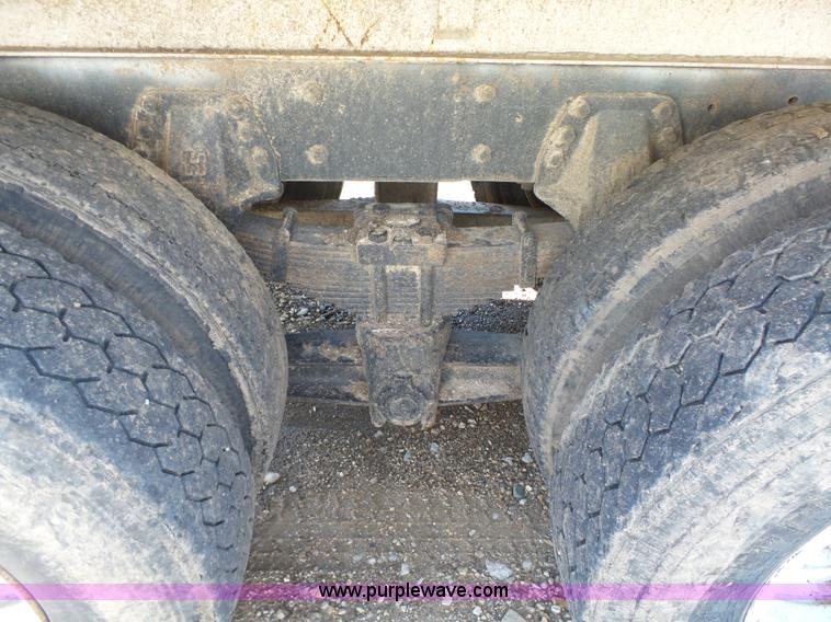 image for item K2144 1989 Mack RW613 dump truck