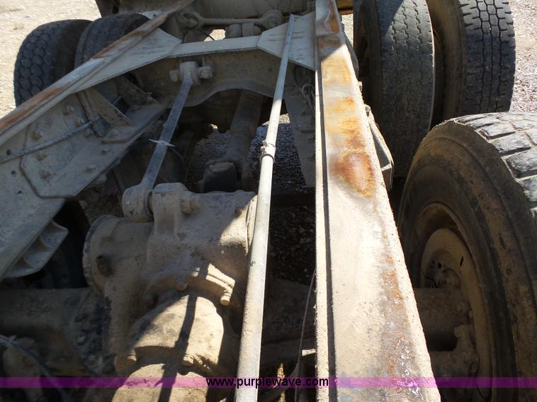 image for item K2144 1989 Mack RW613 dump truck